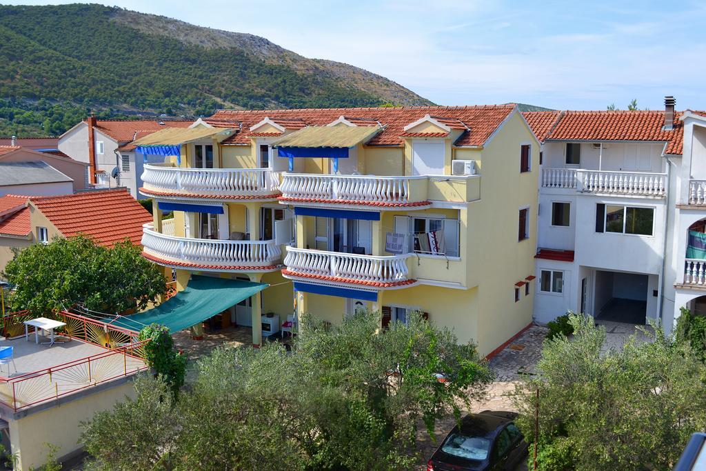 Apartmani Delfin Grebaštica Exterior foto